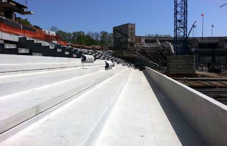 Vodafone Arena’ya ilk koltuklar takıldı!