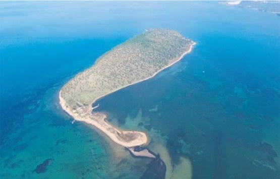 Hülya Avşar’ın hayalleri suya düştü! Ayvalık Çiçek Adası’na rekor fiyat!