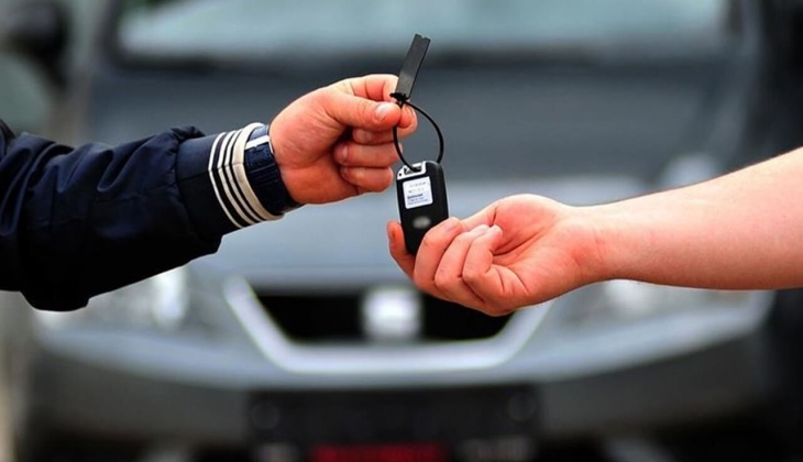 İkinci el araba piyasasındaki durgunluk satışları etkiledi! Otomobil fiyatlarına eylülde zam beklenmiyor!