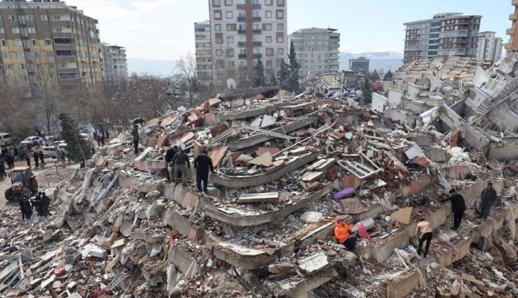 Bakan Kacır açıkladı! Deprem bölgesindeki vatandaşlarımızı asla yalnız bırakmıyoruz!