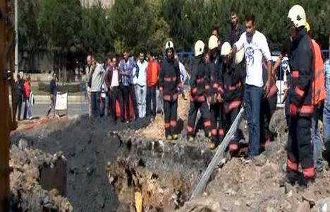 Ümraniye'de İSKİ kazısında göçük: 1 işçi toprak altında!