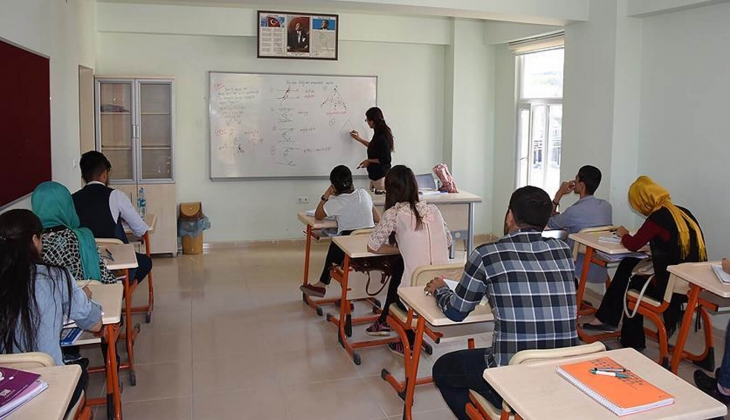 Öğrencilere Eylül 2023 müjdesi geldi! Tam 800 TL verilecek, hem de geri ödemesiz!