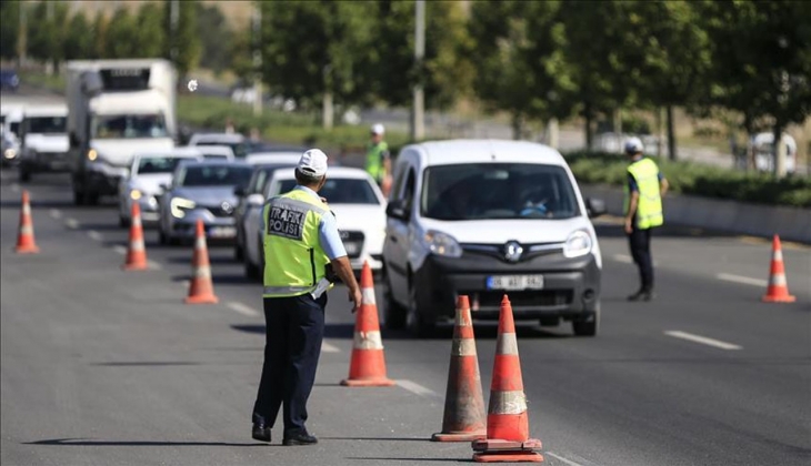 Trafiğe böyle çıkana 17.598 TL ceza! Kaza yapmayan ödüllendirilecek! Hemen bakın!