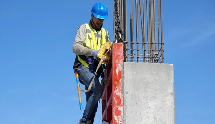 İnşaat sektöründe yeni düzenleme: Şantiye şefliği ve yapı müteahhitlerinin sınıflandırılması ile ilgili kritik karar!