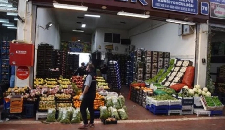 Hâl çıkışı farklı raf ücreti farklı! Aradaki uçurumu karekod okutarak öğrendiler