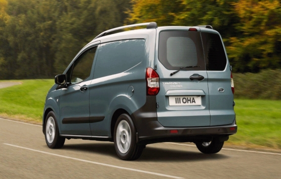 Ford den 2 bin 600 TL indirim! İşte Ford Courier 2022 Mart Fiyatları...