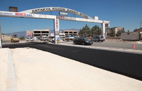 Antakya Yeni Sanayi Sitesi'ne 1400 metre beton asfalt!
