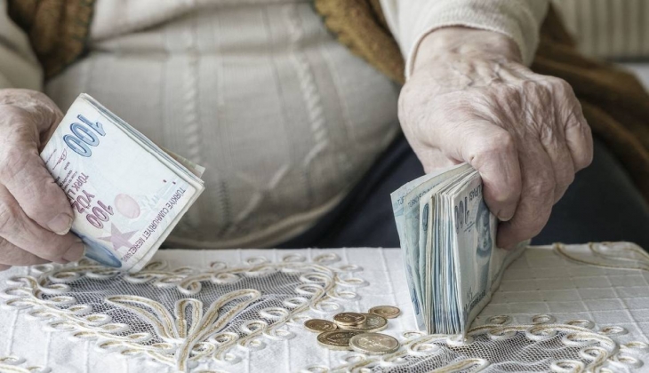 Emeklilikle ilgili kimsenin bilmediği hayati bilgi! 10 yılda emekli olunur mu? İşte cevabı...