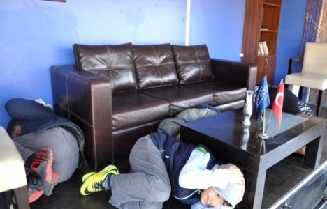  Kırıkkale'de deprem simülatör tırında uygulamalı eğitim verildi!