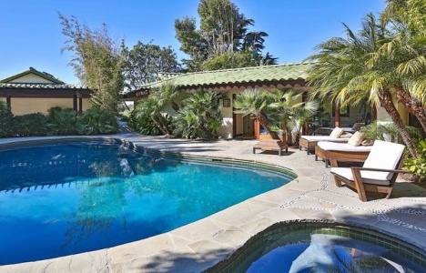 İşte Angelina Jolie’nin Malibu’da 275 bin TL ye kiraladığı villa!