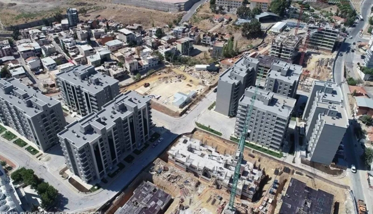 İzmirli kentsel dönüşüm mağdurları belediyeden umudu kesti! Arsalarını geri istiyorlar...