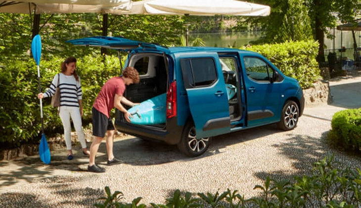 Fiat Doblo nun Ağustos 2023 fiyatları ne kadar oldu? Yeni nesil Doblo da indirim var mı? Araba alacaklar dikkat!