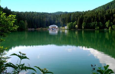 Karagöl, turizme kazandırılacak!