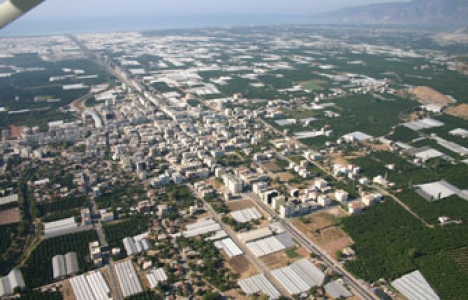 Kumluca'da icradan 5 milyon TL'ye satılık sosyal tesis!