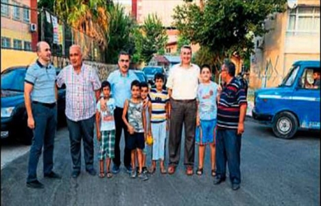 Adana Yüreğir'de asfaltsız sokak bırakılmadı!