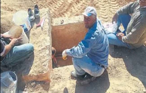 Denizli Çivril'de bir inşaat sırasında tarihi lahit bulundu!