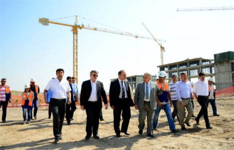 Tahir Akyürek Necmettin Erbakan Üniversitesi kampüsünü inceledi!