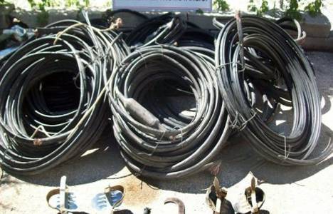 Eskişehir YHT hattı deposundan bakır kablo çaldığı iddia edilen 3 kişi yakalandı!