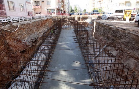 Antalya Şarampol Caddesi için ilk kazma vuruldu!
