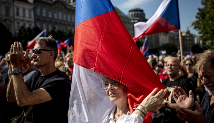 Enerji fiyatları halkı sokağa döktü! 70 bin kişi hükümeti protesto etti