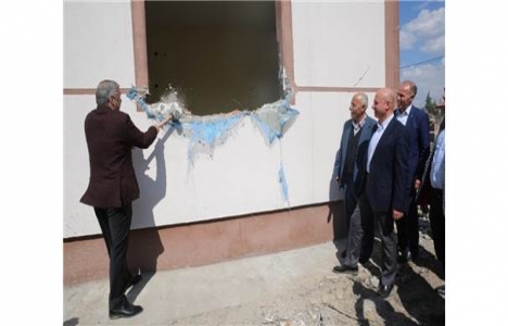 Kocasinan Ziya Gökalp'teki eski binalar yıkılıyor!