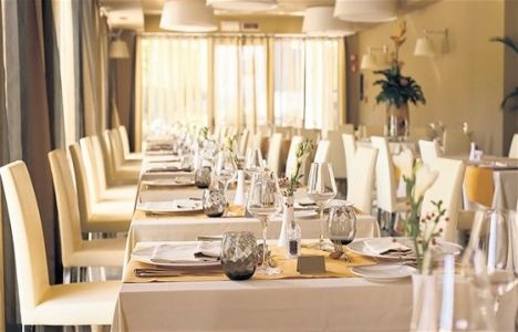 Restoran sahipleri kepenkleri indiriyor!