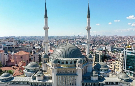 Taksim Camisi nin açılışı ertelendi!