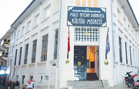 Milli Aydın Bankası binası Efeler Belediyesi'ne verildi!