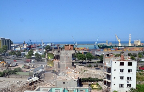 Trabzon Çömlekçi'de kentsel dönüşümün 1. etabında 80 bina yıkıldı!