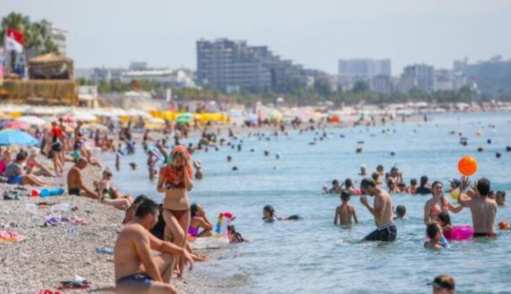 Türkiye’ye yaz aylarında 2 milyon 560 bin Rus turist geldi!