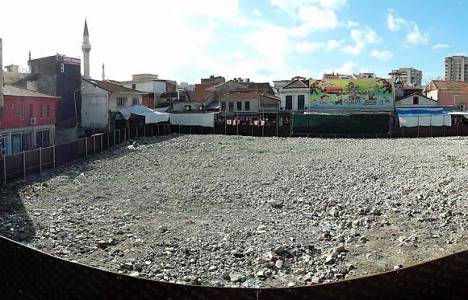 Kemeraltı esnafı Taşçılariçi Katlı Otoparkı'nda çalışma yapılmamasına tepki gösterdi!