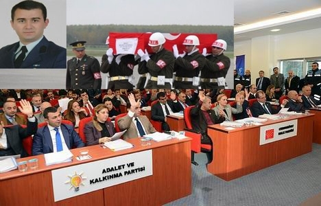 Şehit Astsubay Nejdet Aydoğdu’nun adı evinin önündeki parka verildi!