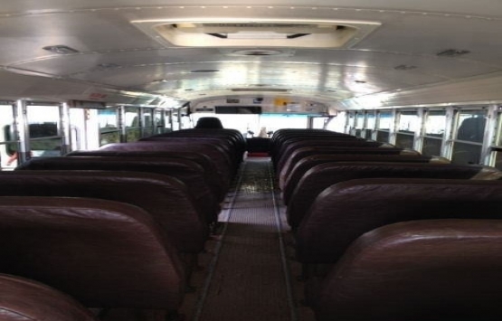 Ev kirası ödemek istemeyen çift otobüsü eve çevirdi!