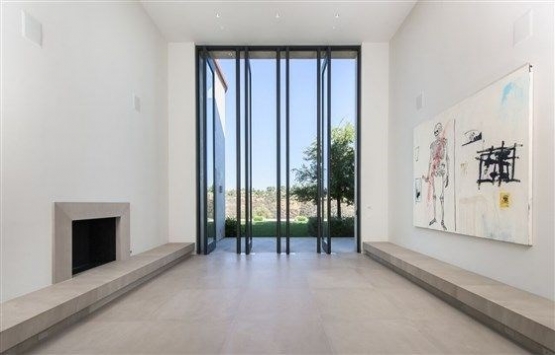 Kim Kardashian ve Kanye West Los Angeles taki evini satıyor!