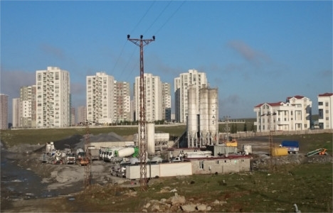 Ispartakule deki beton santrali alanları temizleniyor!