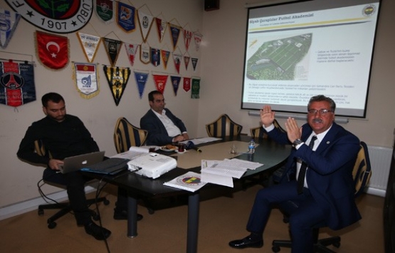 Fenerbahçe'den Gebze'ye 3 Temmuz Futbol Akademisi!