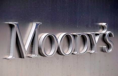 Moody's, Bank Asya'nın vadeli mevduat notunu düşürdü!