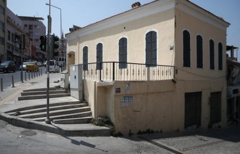 İzmir İkiçeşmelik'teki tarihi bina restore edilecek!