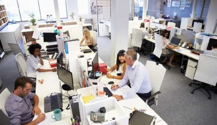 Saat verip duyurdu! Binlerce kişi bir mail ile işsiz kalacak! İşten kovulacakları saati bekliyorlar