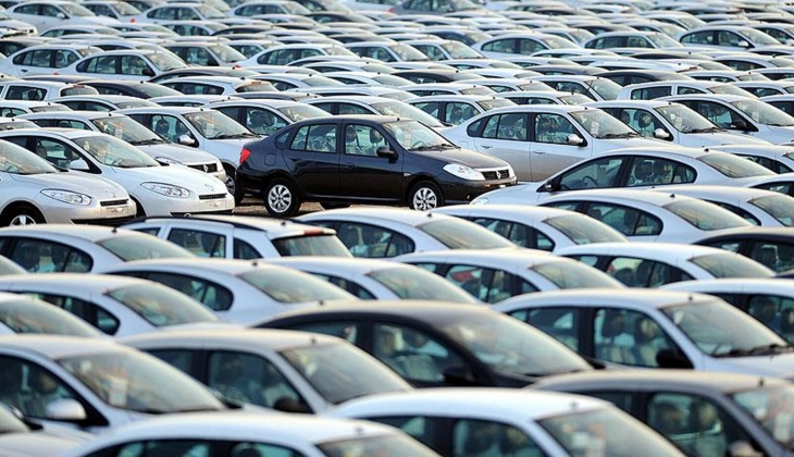 Otomobil fiyatları ocakta yüzde 2.6 geriledi! 10 yaş ve üzerindeki araçların ilanları arttı