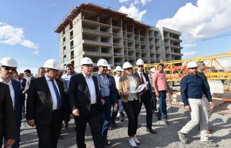 TOKİ’den Şanlıurfa’ya 2 milyar liralık yatırım!
