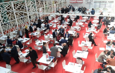 Bursa'da inşaat sektörü temsilcileri yabancı alıcılarla buluştu!