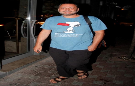 Hüsnü Şenlendirici İzmir e yerleşti!