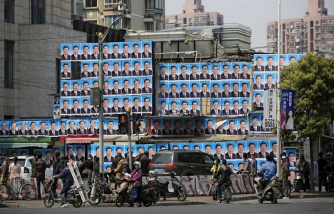 Çin'de bina yıkımına posterli engel!