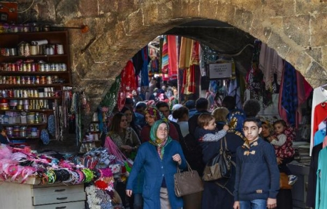 Kemeraltı Sokak Sağlıklaştırma Projesi Büyükşehir'den geçti!