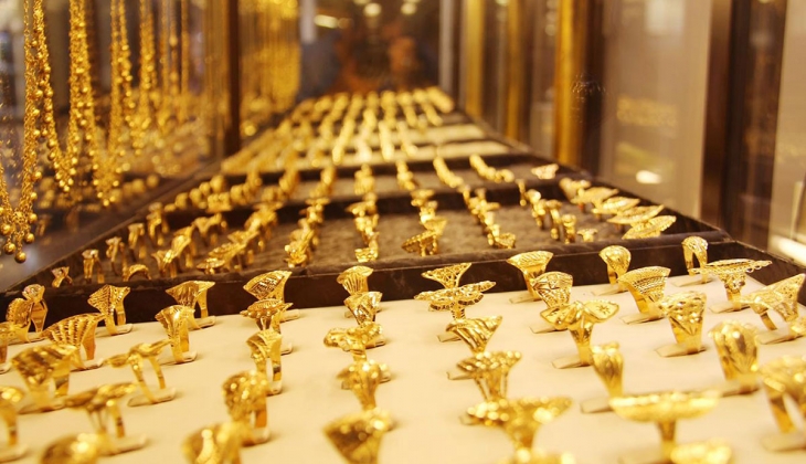  Yarım asırdır altın piyasasını takip eden ünlü ekonomist Cihat Çiçek altının yükseleceği tarihi ve rakamı açıkladı