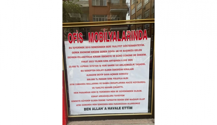 Dükkan sahibiyle davalık olan kiracının astığı afişi görenler inanamadı: Esnaf arkadaşlara tavsiyem... 