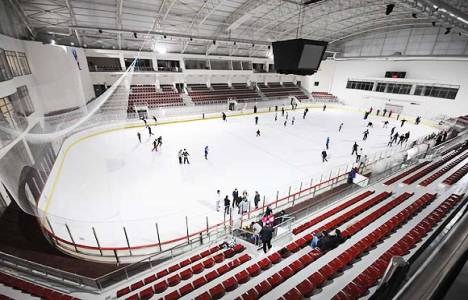 Bornova Buz Pisti 1 Eylül'de açılıyor!