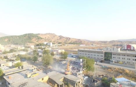 Siirt Veysel Karani'de kentsel dönüşüm yıkımları başladı!