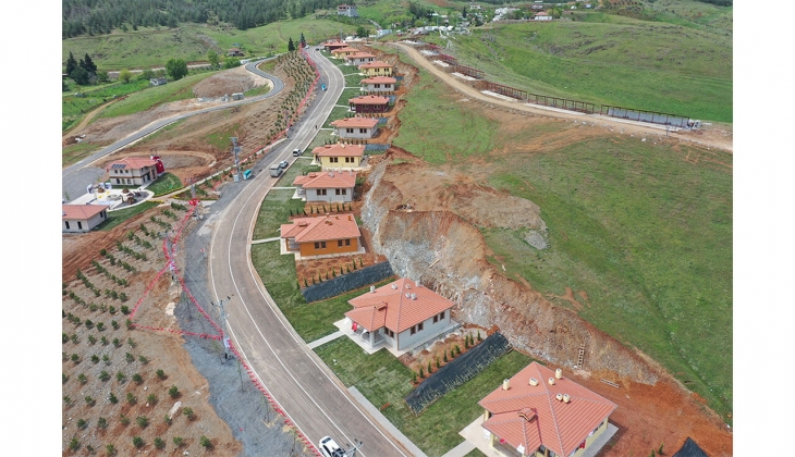 Gaziantep Nurdağı ndaki köy evleri sahiplerine teslim edildi!